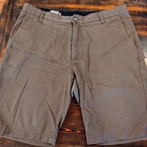 Brown Volcom shorts size 38